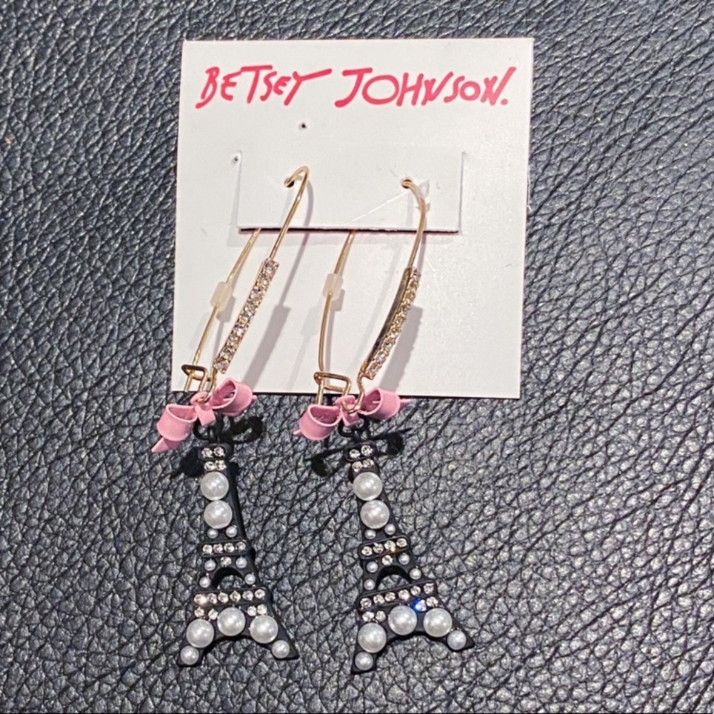 Betsey Johnson Eiffel Tower Earrings